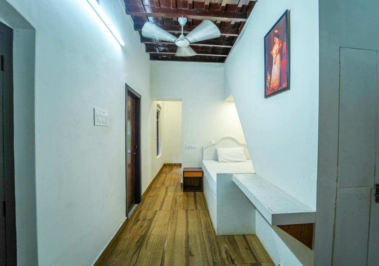 Pop Tavern Kovalam Beach Villa By Voye Homes Exteriér fotografie
